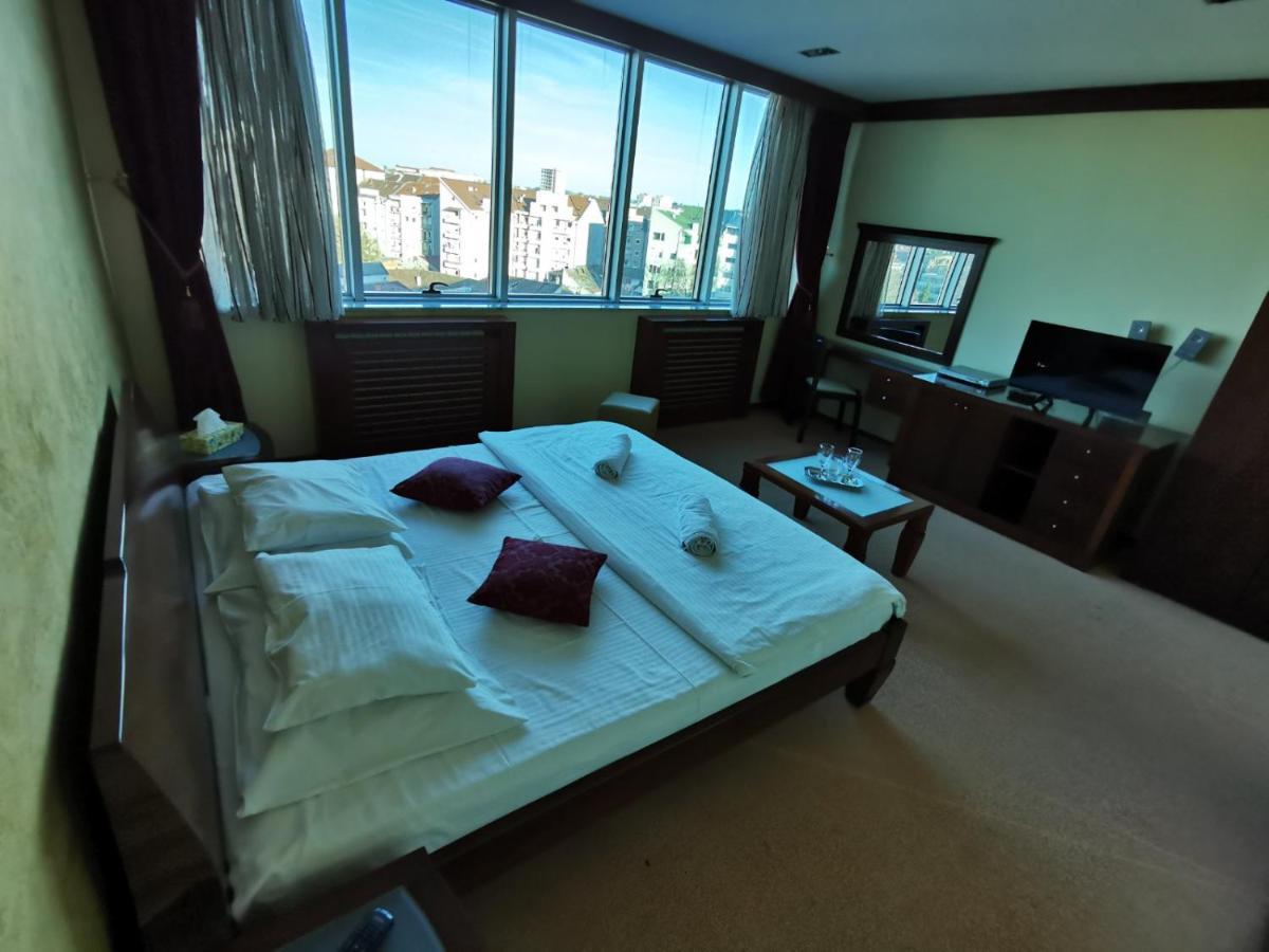 Panorama Apartman Novi Sad Ngoại thất bức ảnh
